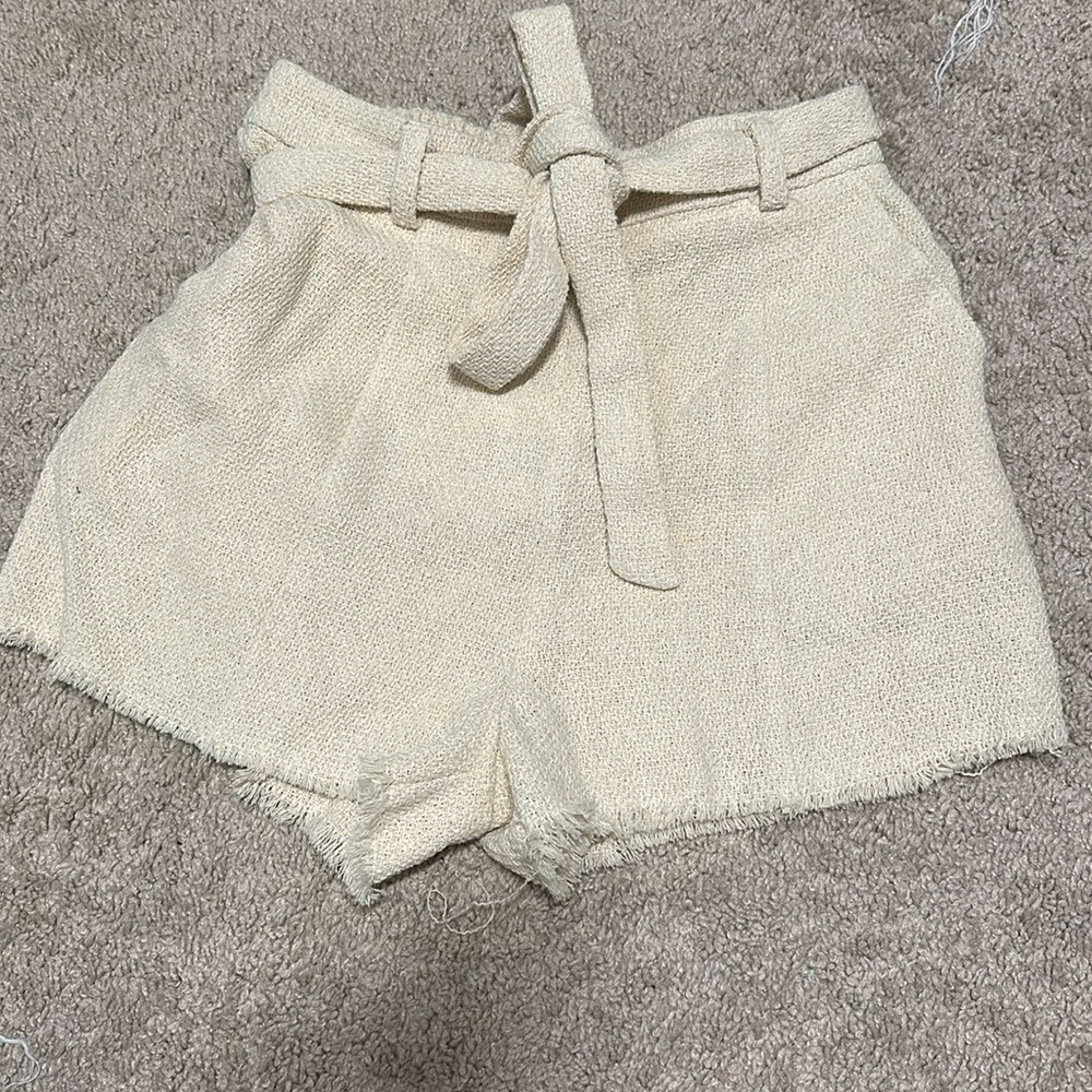 Paperbag shorts.